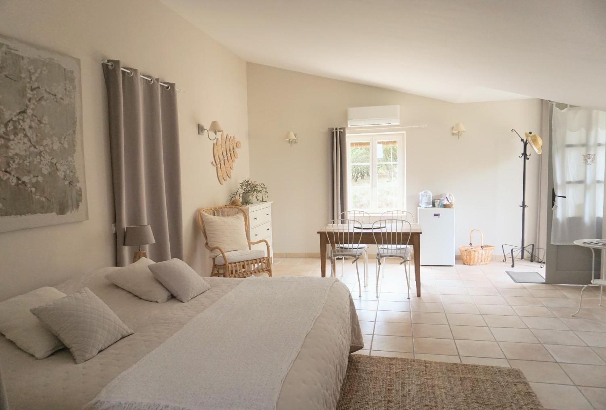 La Ferme Les Eybrachas Réauville Quarto foto