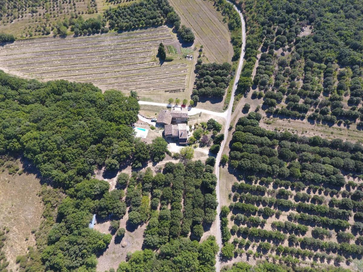 La Ferme Les Eybrachas Réauville Exterior foto